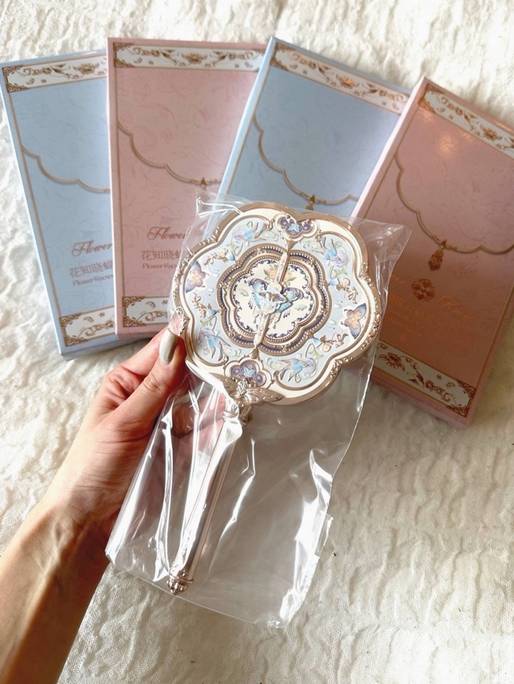 Flower Knows Butterfly Cloud Collar Handheld Mirror Blue